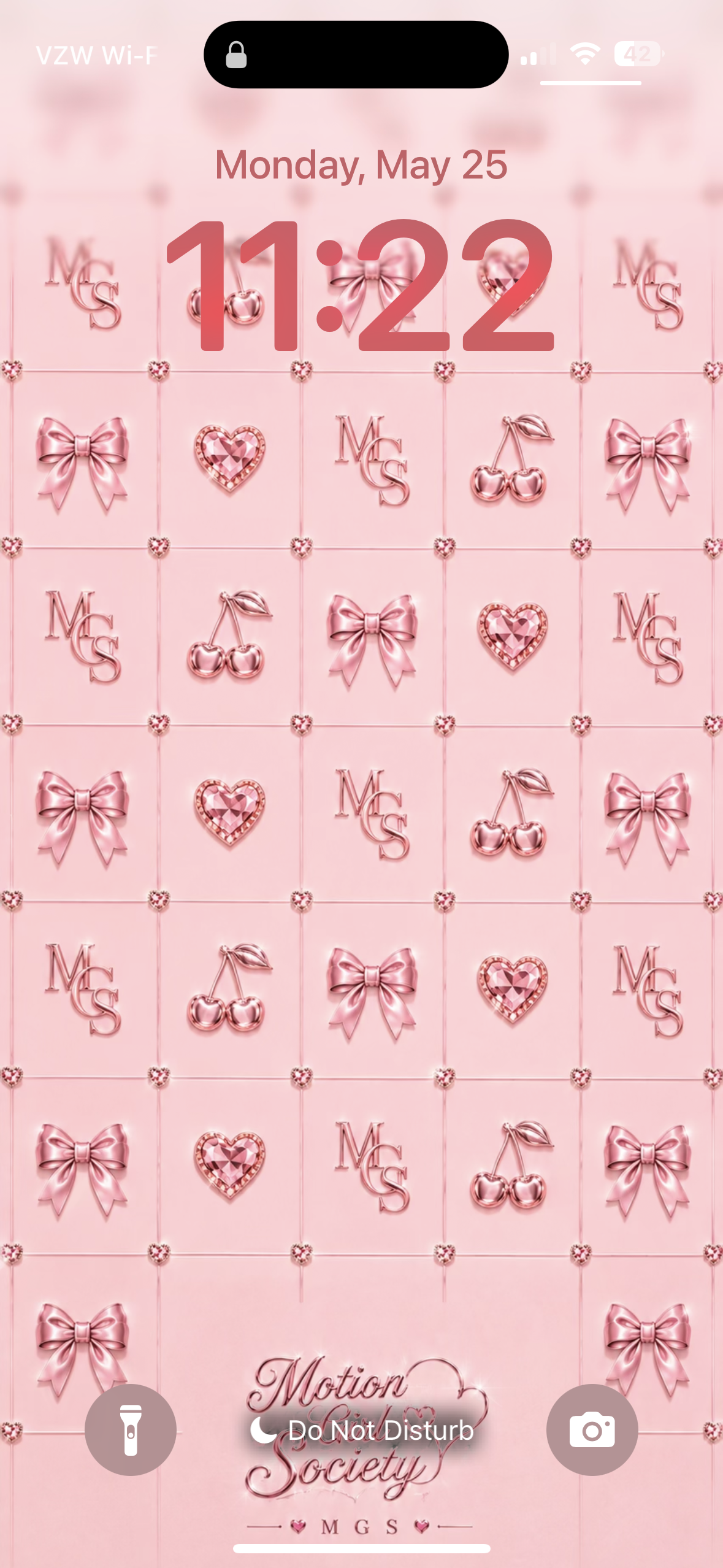 Polished & Paid Wallpaper